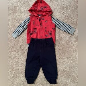 Carter’s 12m Matching Set